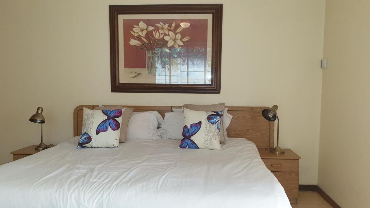 Matina Guest House Йоханнесбург Экстерьер фото