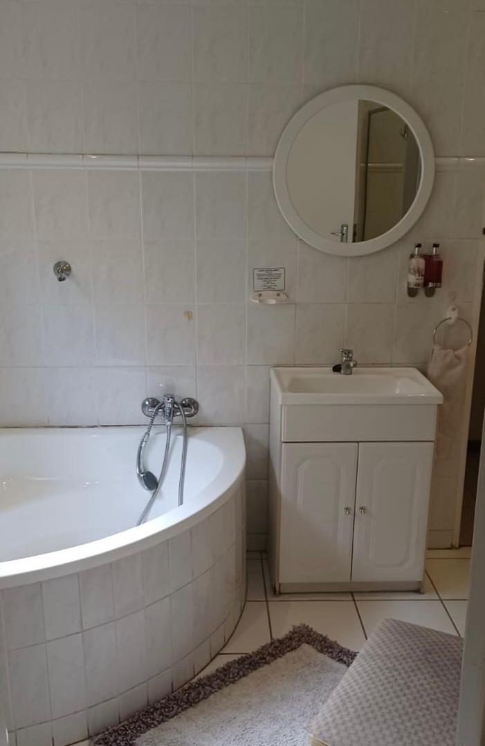 Matina Guest House Йоханнесбург Экстерьер фото